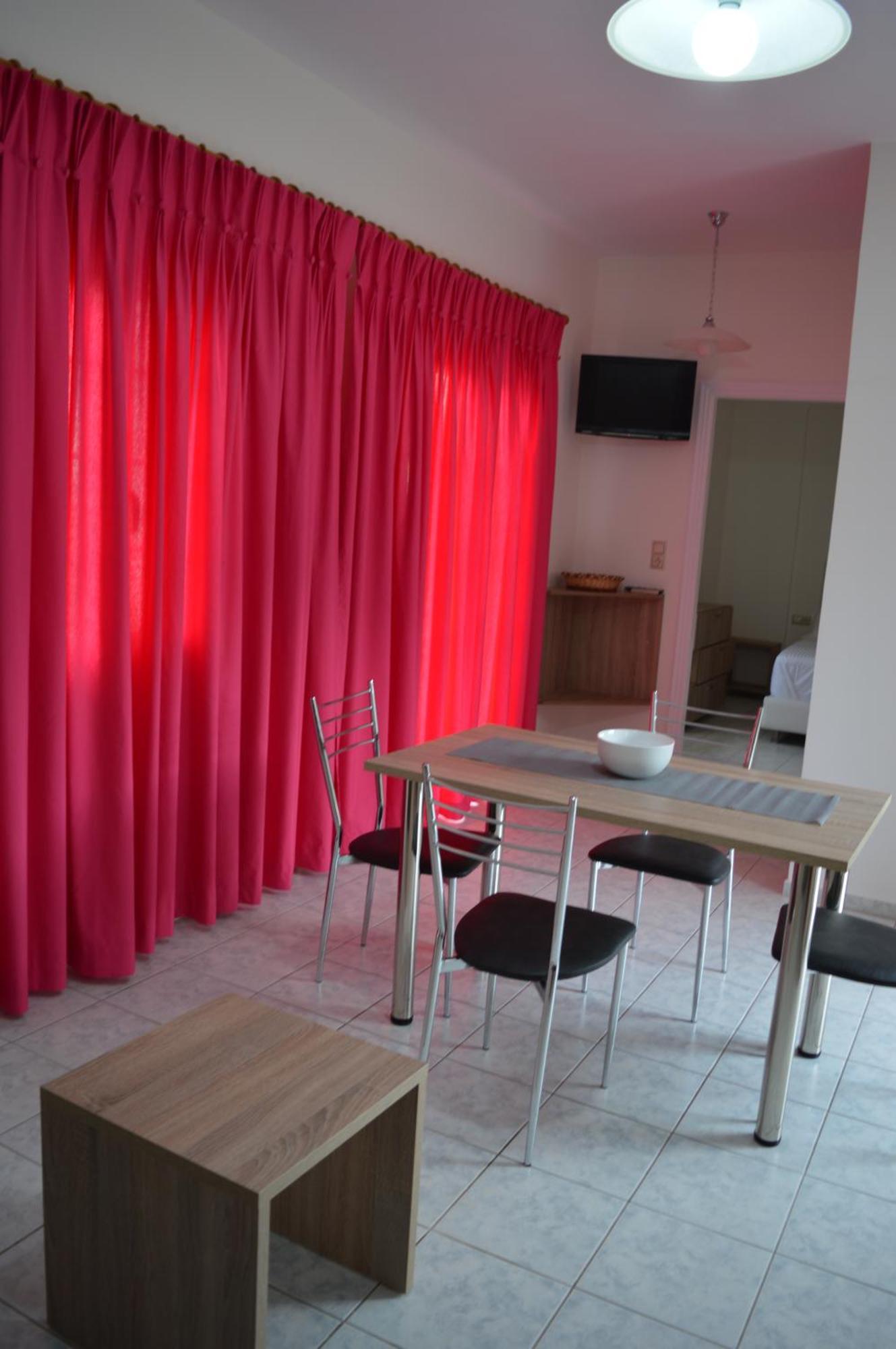 Dallas Studios Sívota Pokoj fotografie